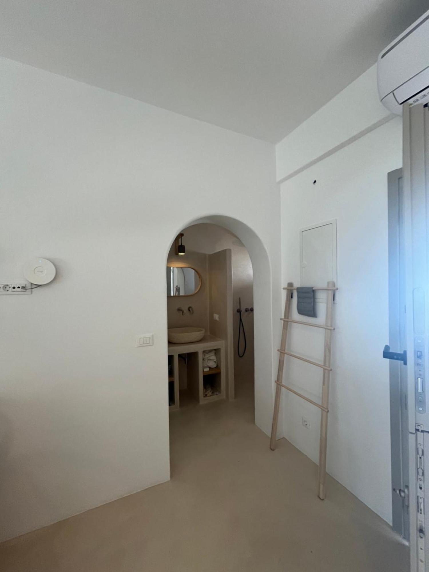 Ios Alcyon Blue Suites Esterno foto